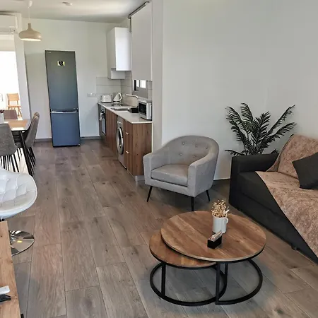 Апартаменты Coral Ларнака