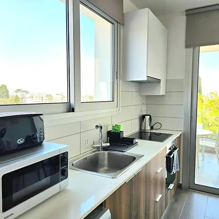 Coral Apartment *