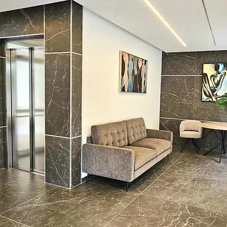 Coral Apartment