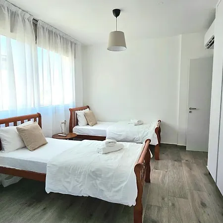 Coral * Larnaca