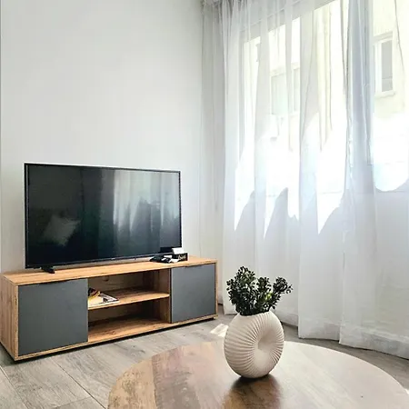 Coral *