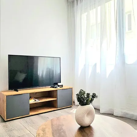 Coral *