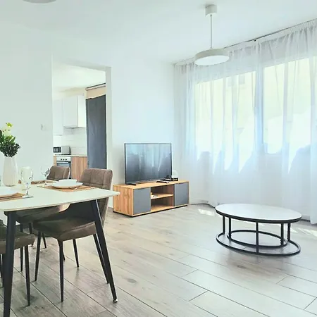 Coral Apartment Larnaca