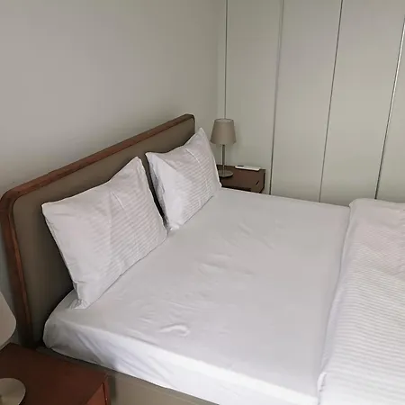 Coral Apartment *